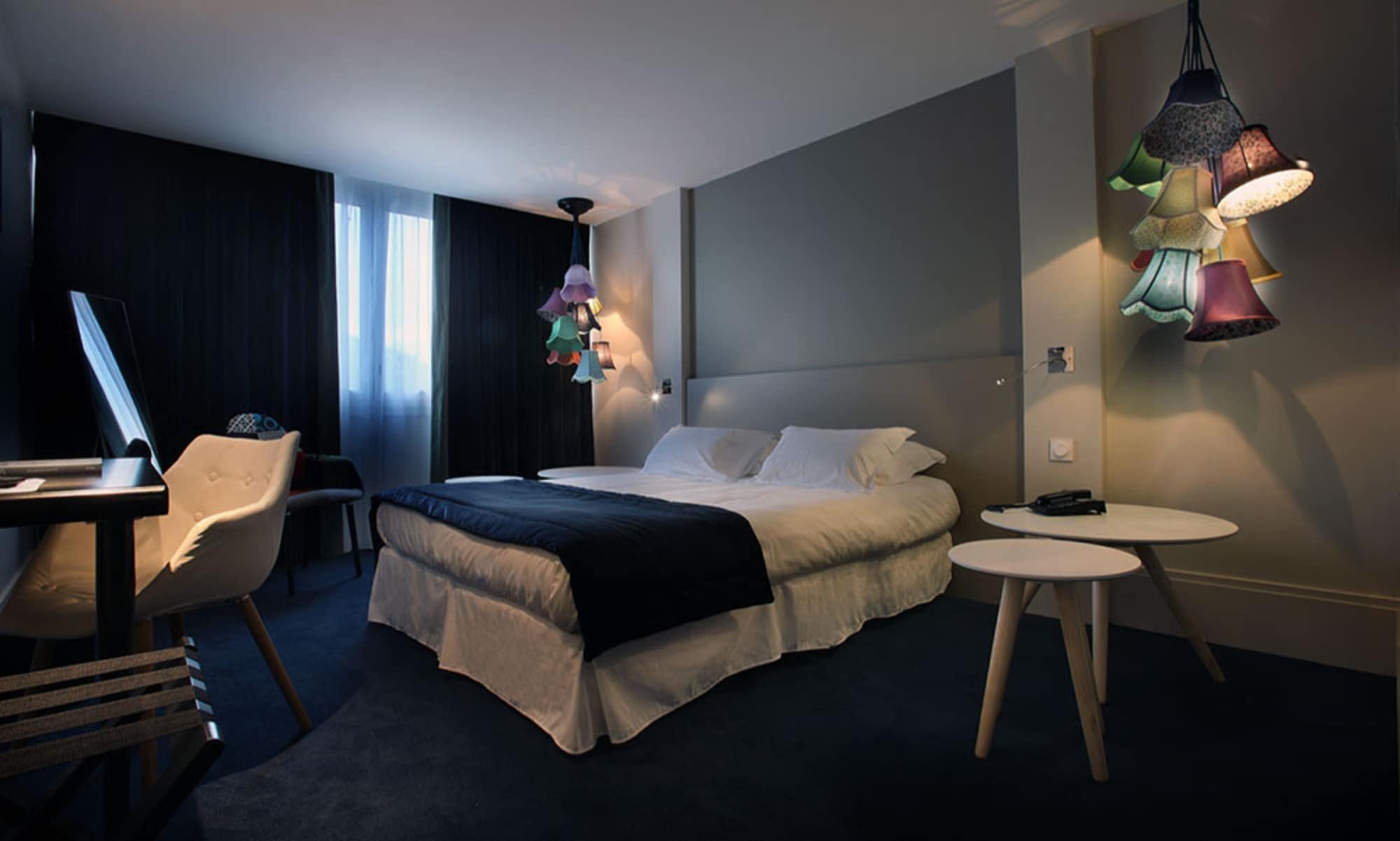 Hotel Le Cinq Hyper - Centre Chambéry Zimmer foto